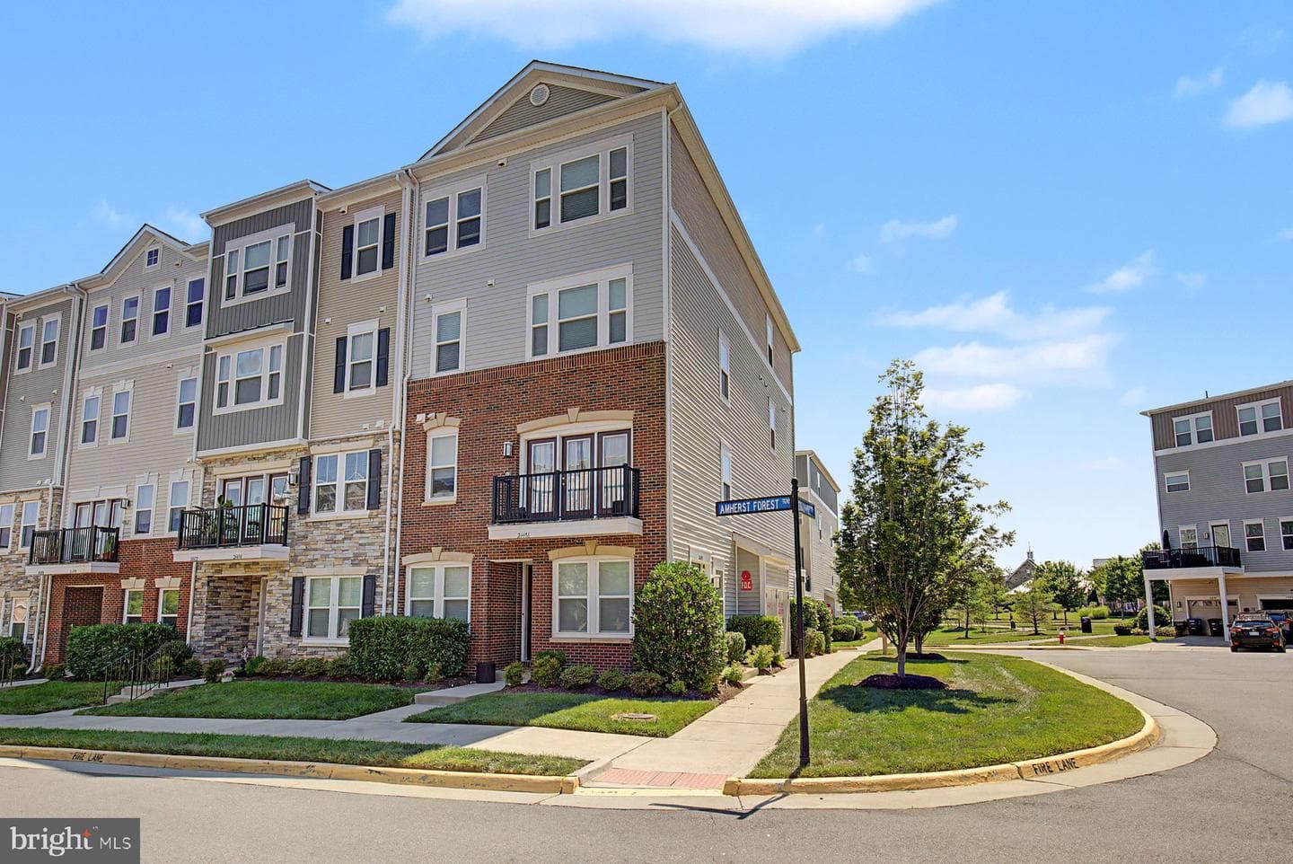 24498 Amherst Forest Terrace, Aldie