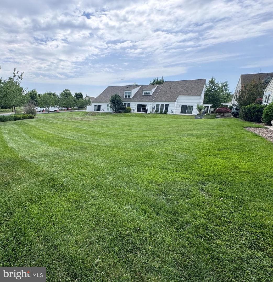 44397 Oakmont Manor Square photo 22
