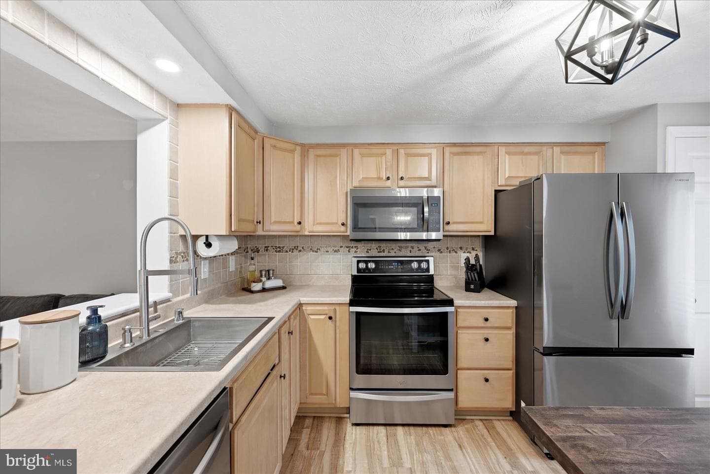 44084 Ferncliff Terrace photo 17