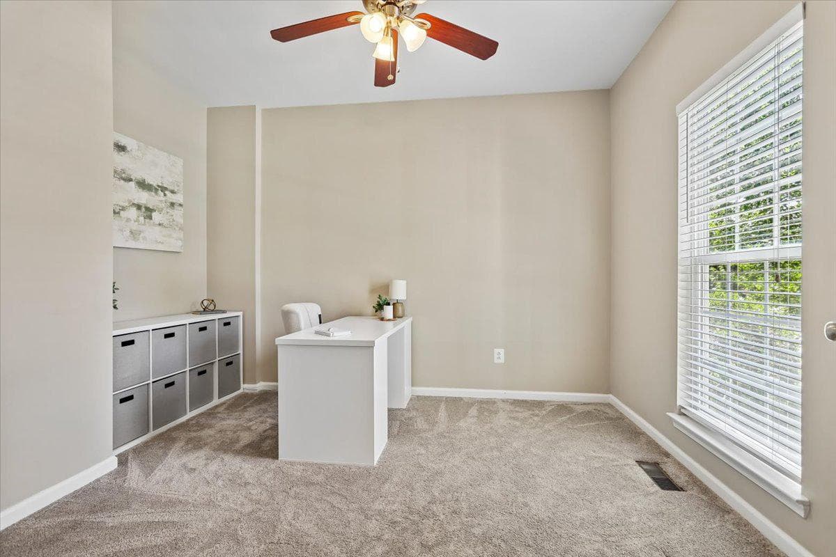 42940 Spyder Place photo 5