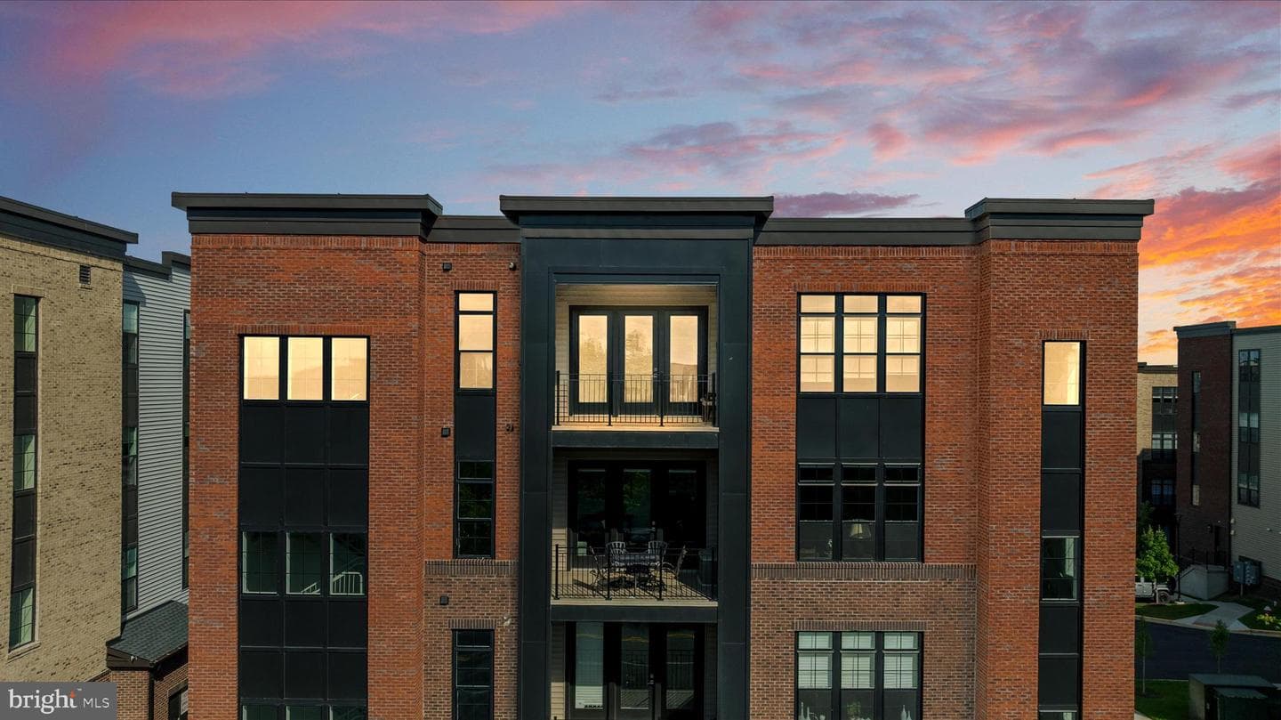 22127 Headwater Terrace #400, Ashburn