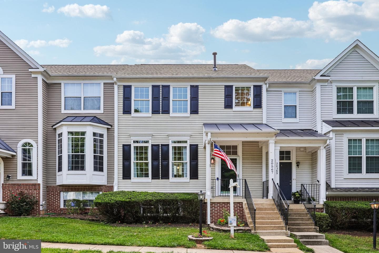 20567 Warburton Bay Square, Sterling