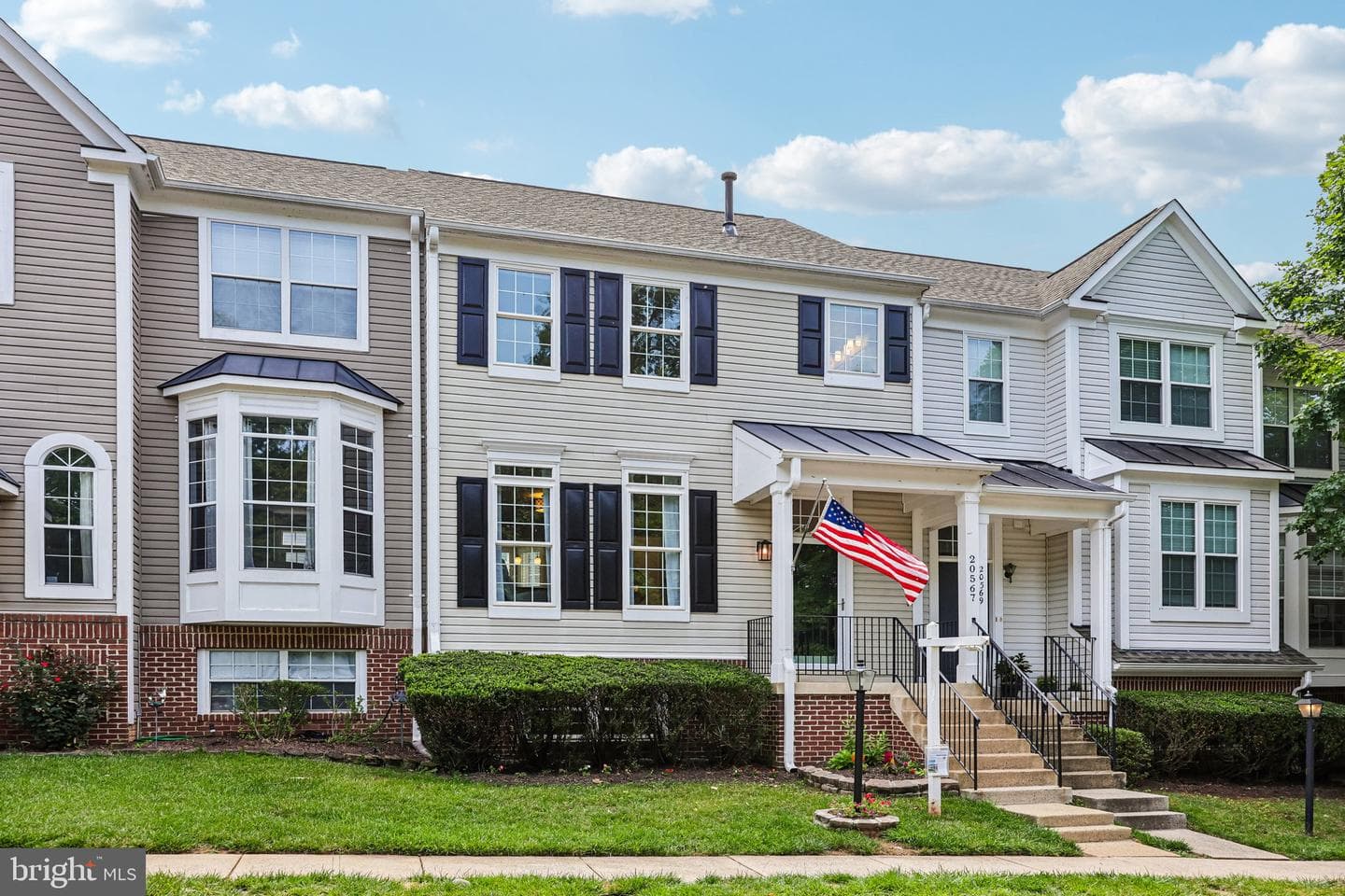 20567 Warburton Bay Square, Sterling