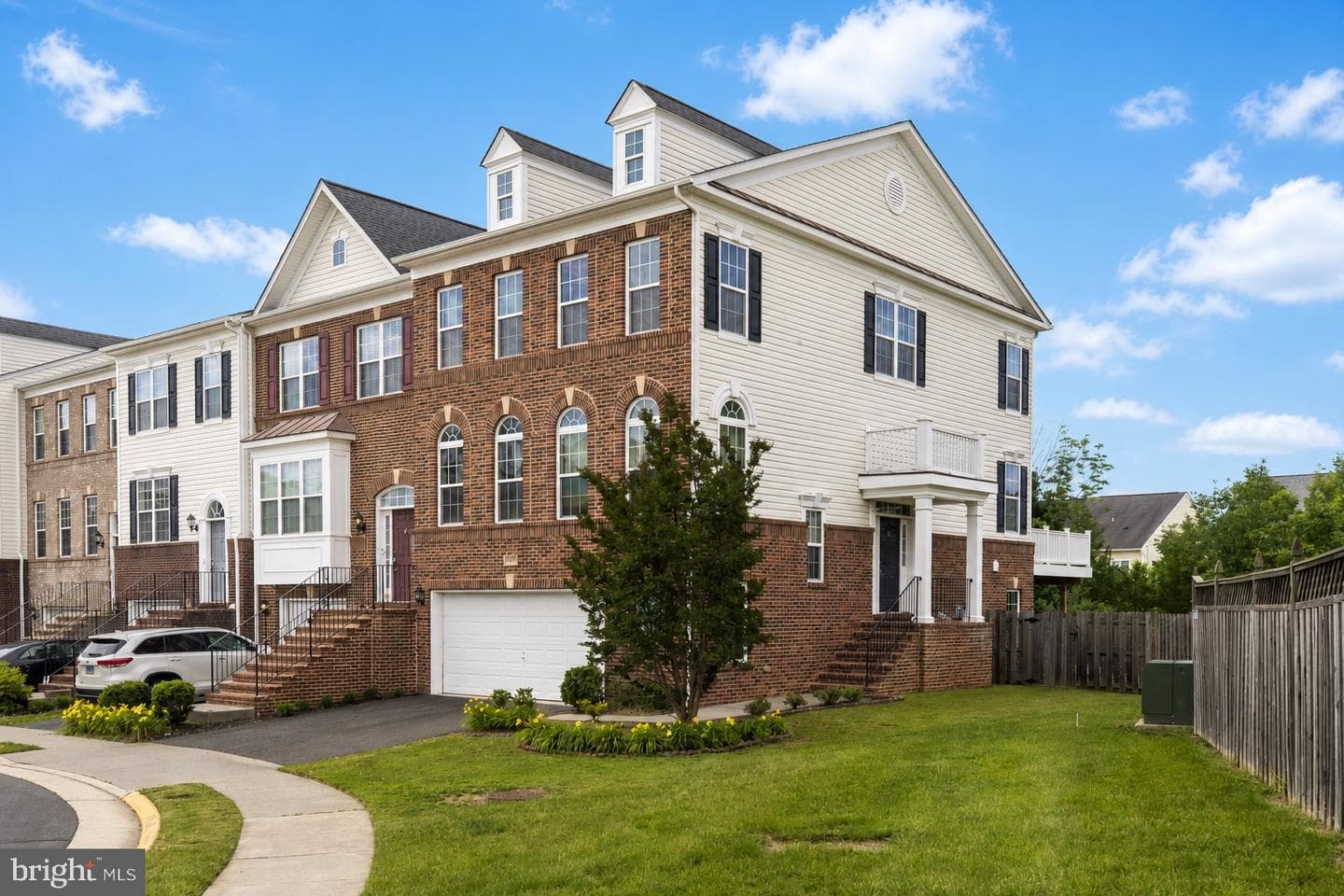 25099 Prairie Fire Square, Aldie