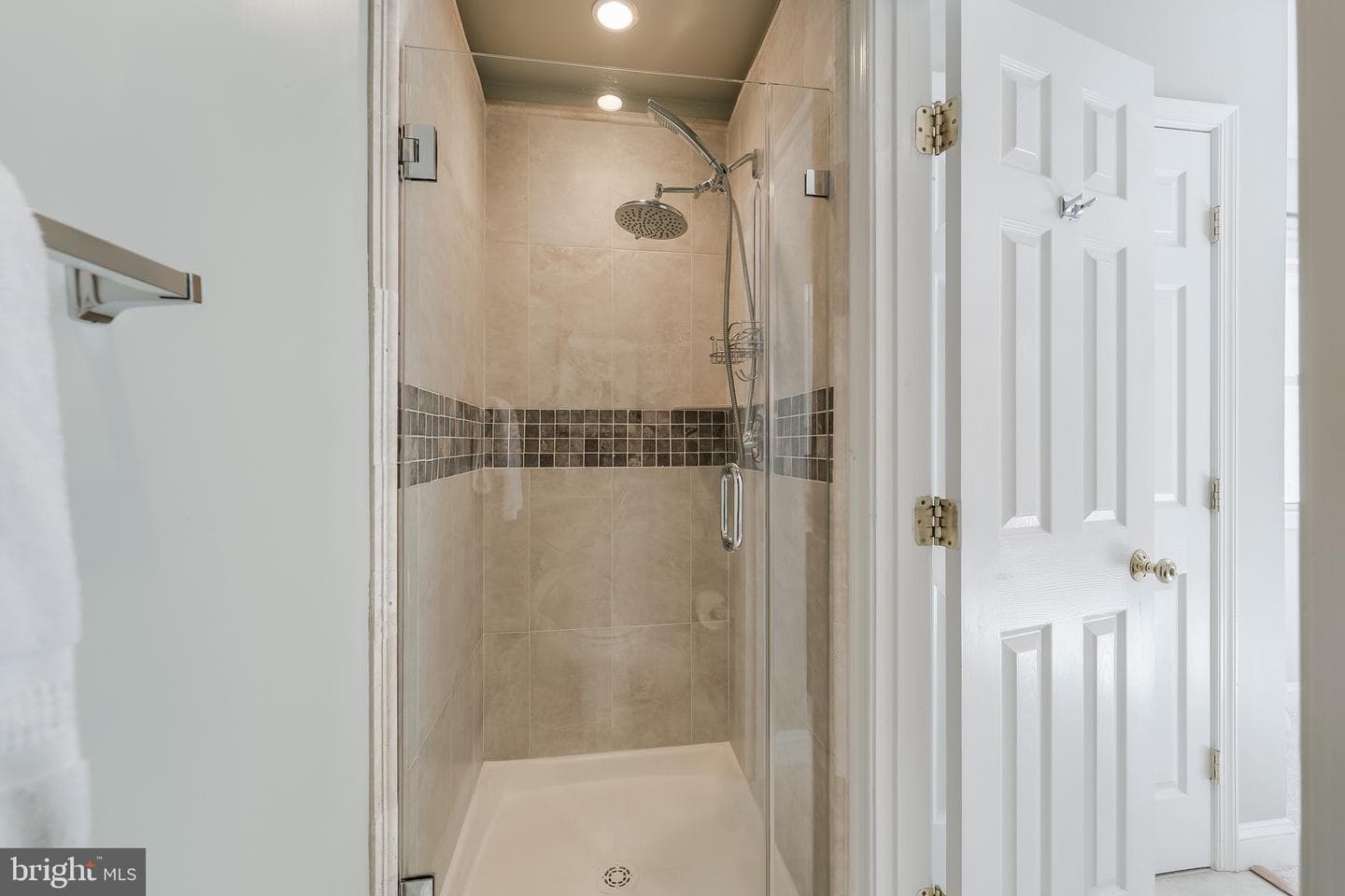 151 S Fox Road photo 32