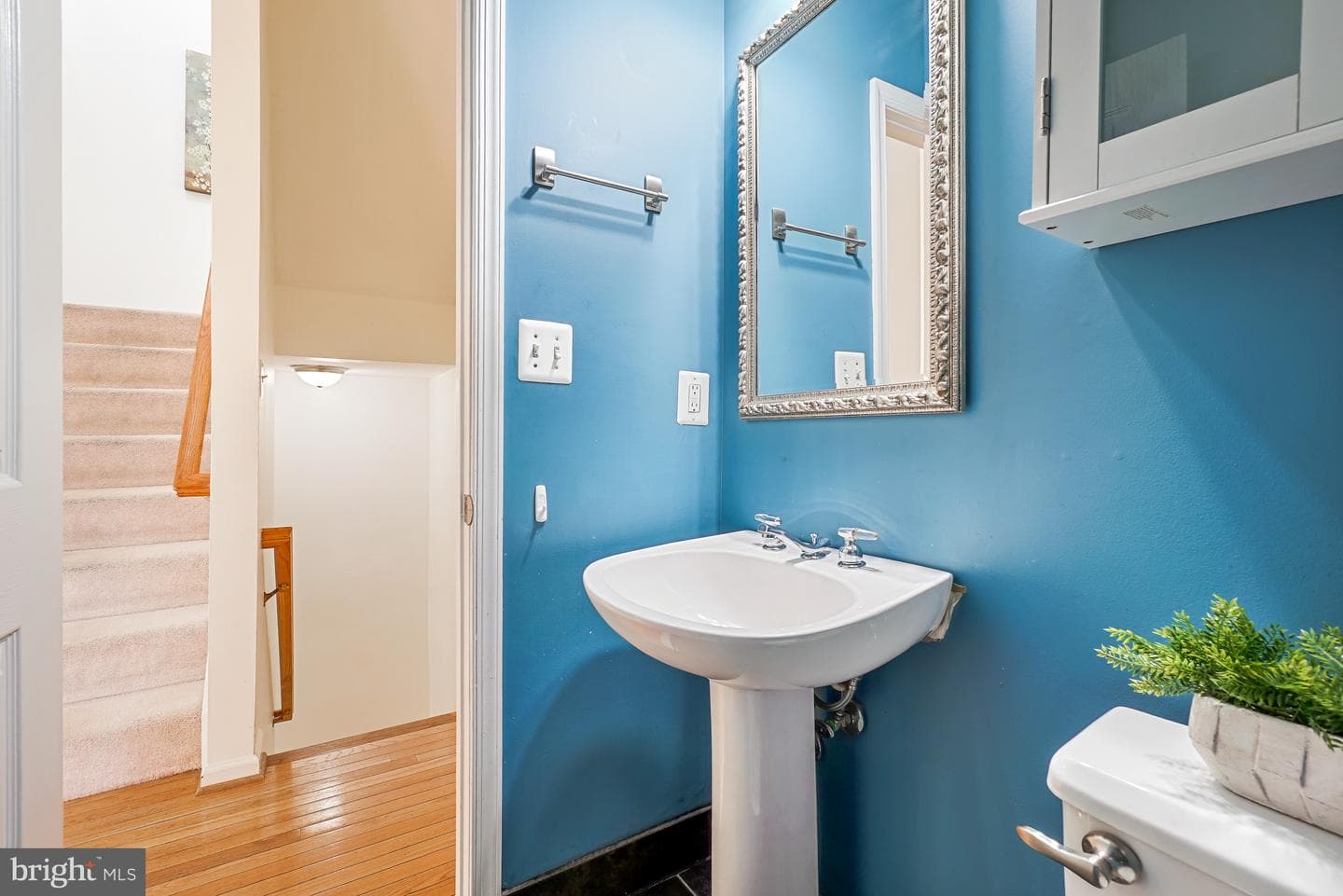 47694 Whirlpool Square photo 8
