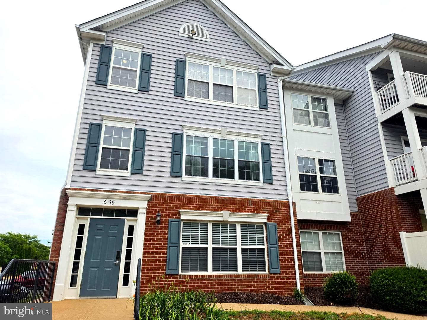 655 Constellation Square SE #b photo 2