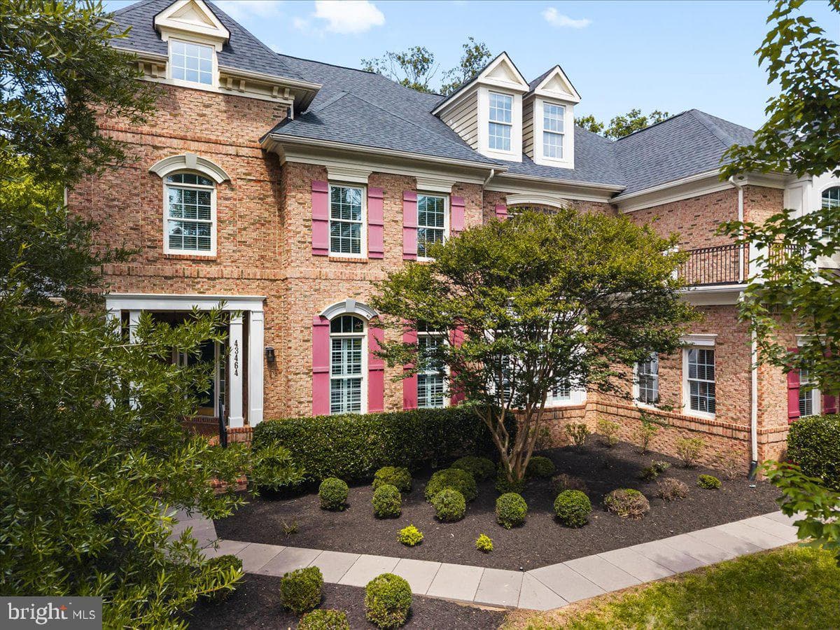 43464 Calphams Mill Court, Leesburg