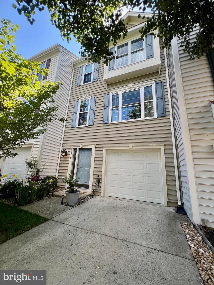 43514 Greenwich Square, Ashburn