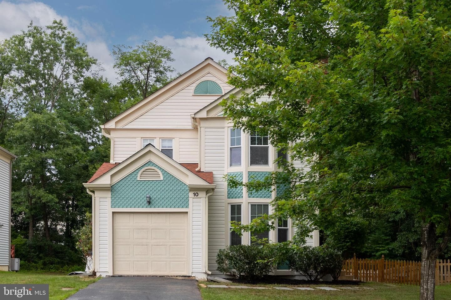 10 Fenton Wood Drive, Sterling
