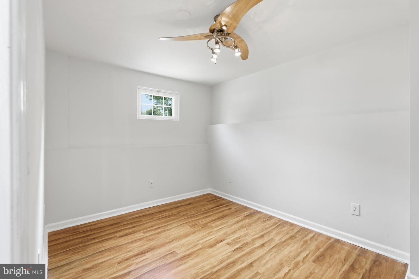 42920 Needham Way photo 36