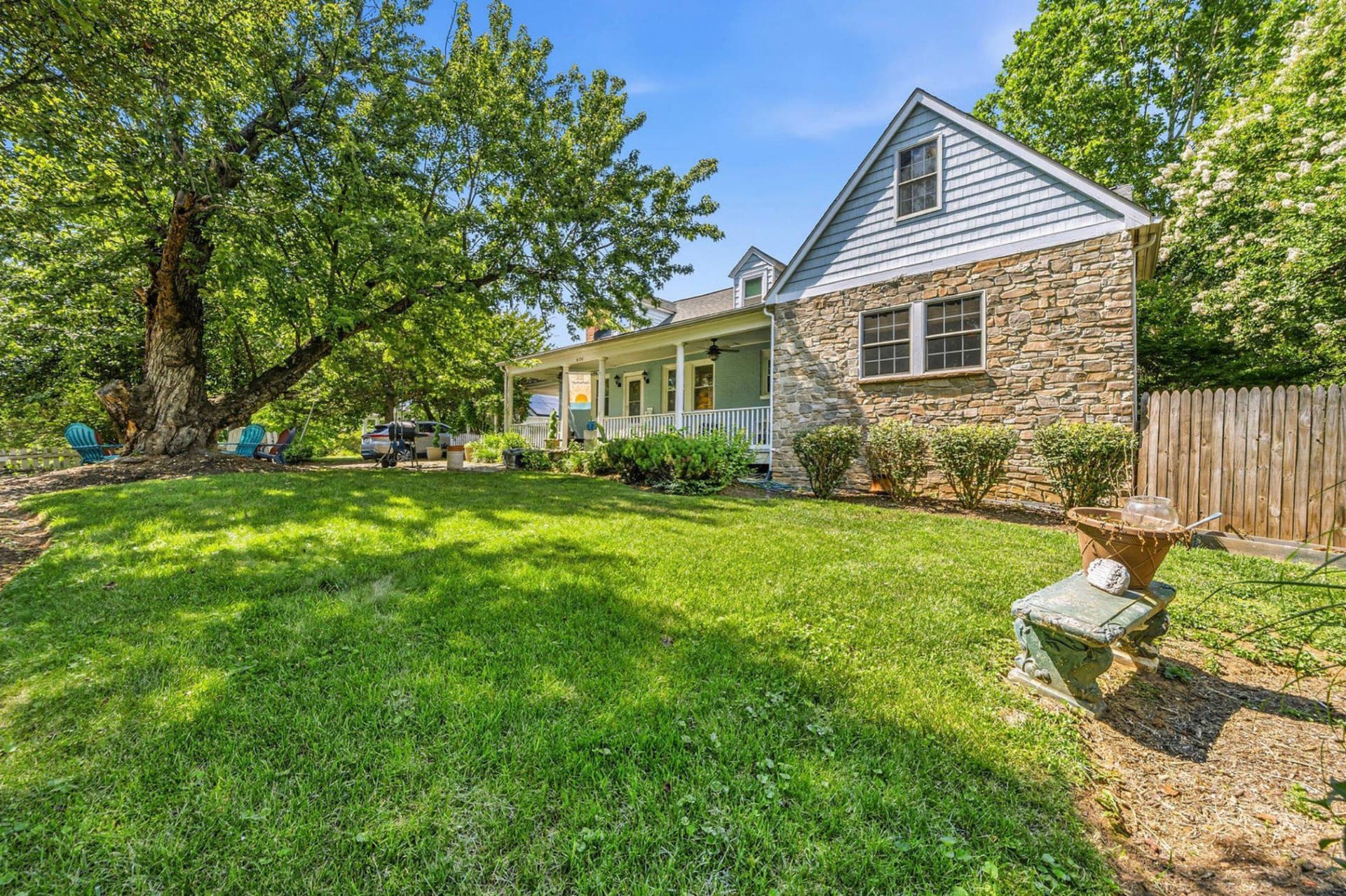 606 Edwards Ferry Road NE photo 29