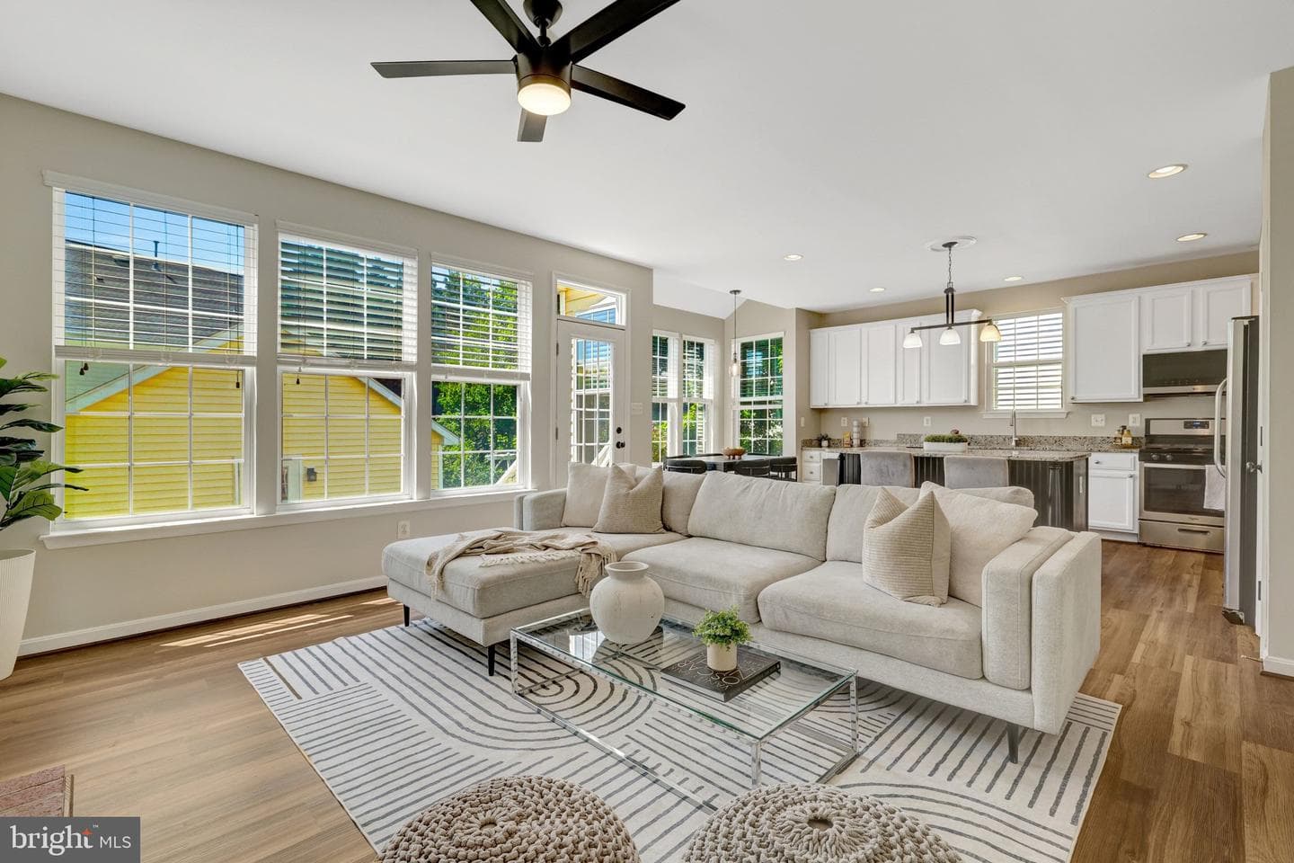 42985 Chesterton St, Ashburn