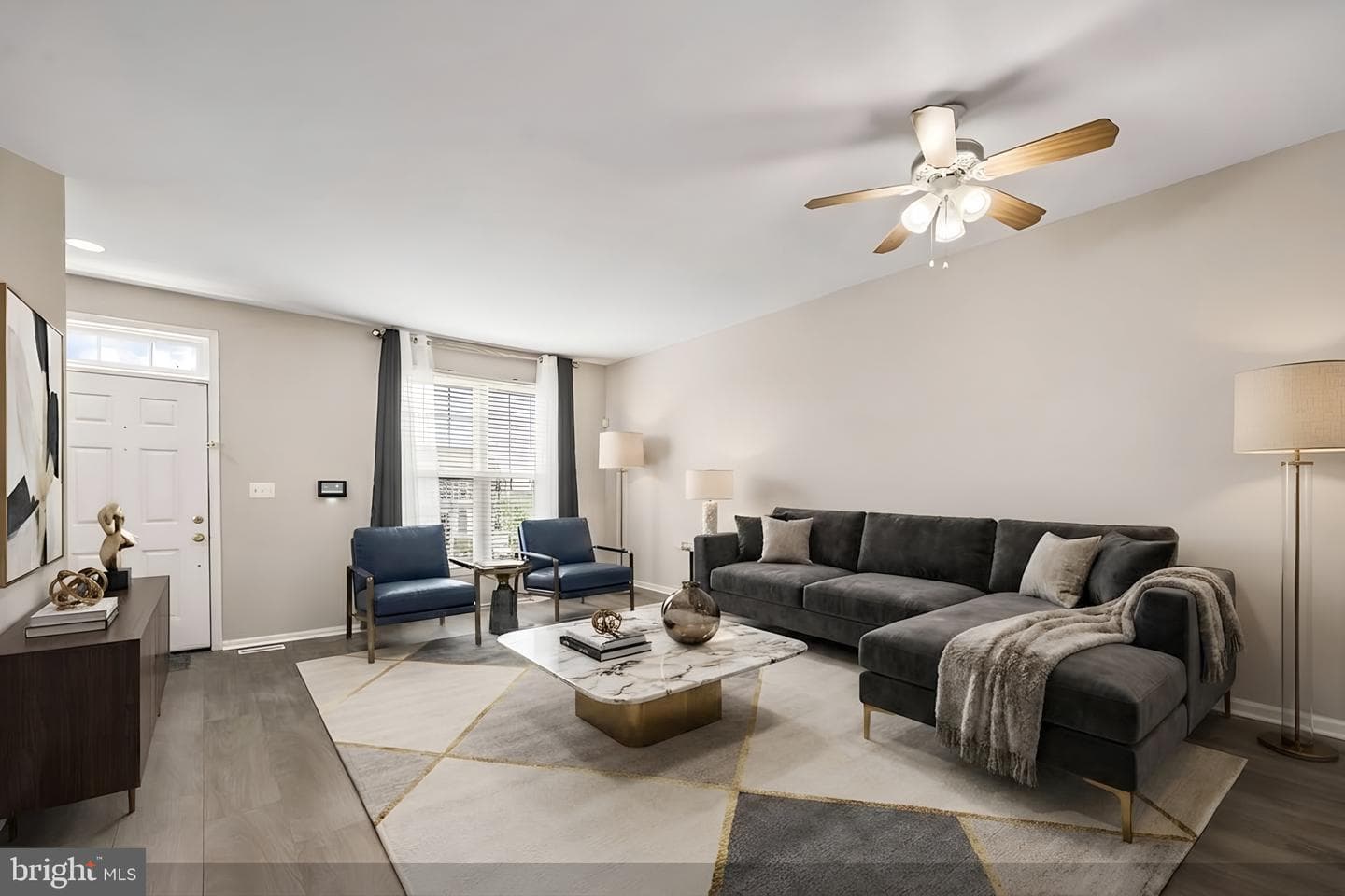 453 Pearlbush Square NE, Leesburg