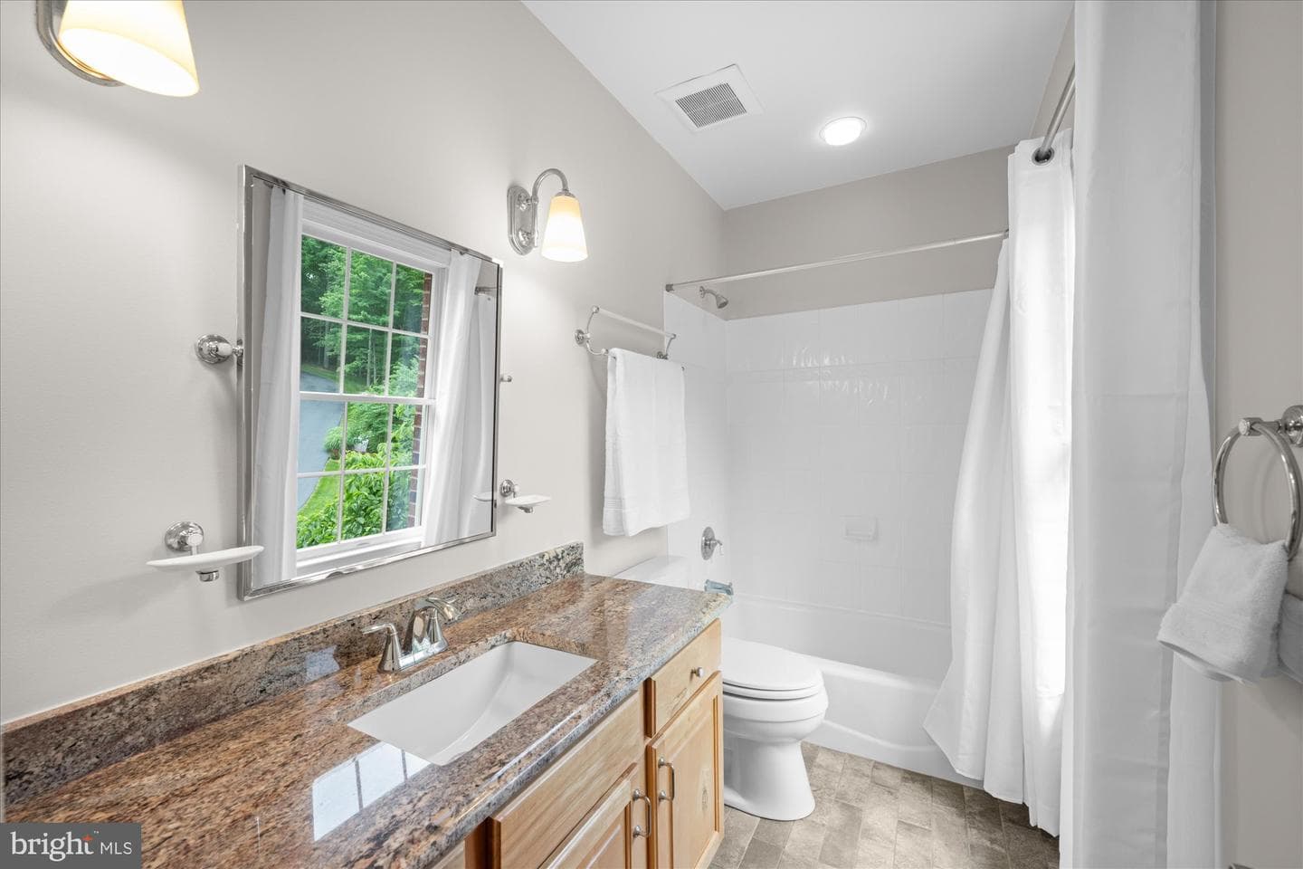 21750 Laurel Wood photo 63