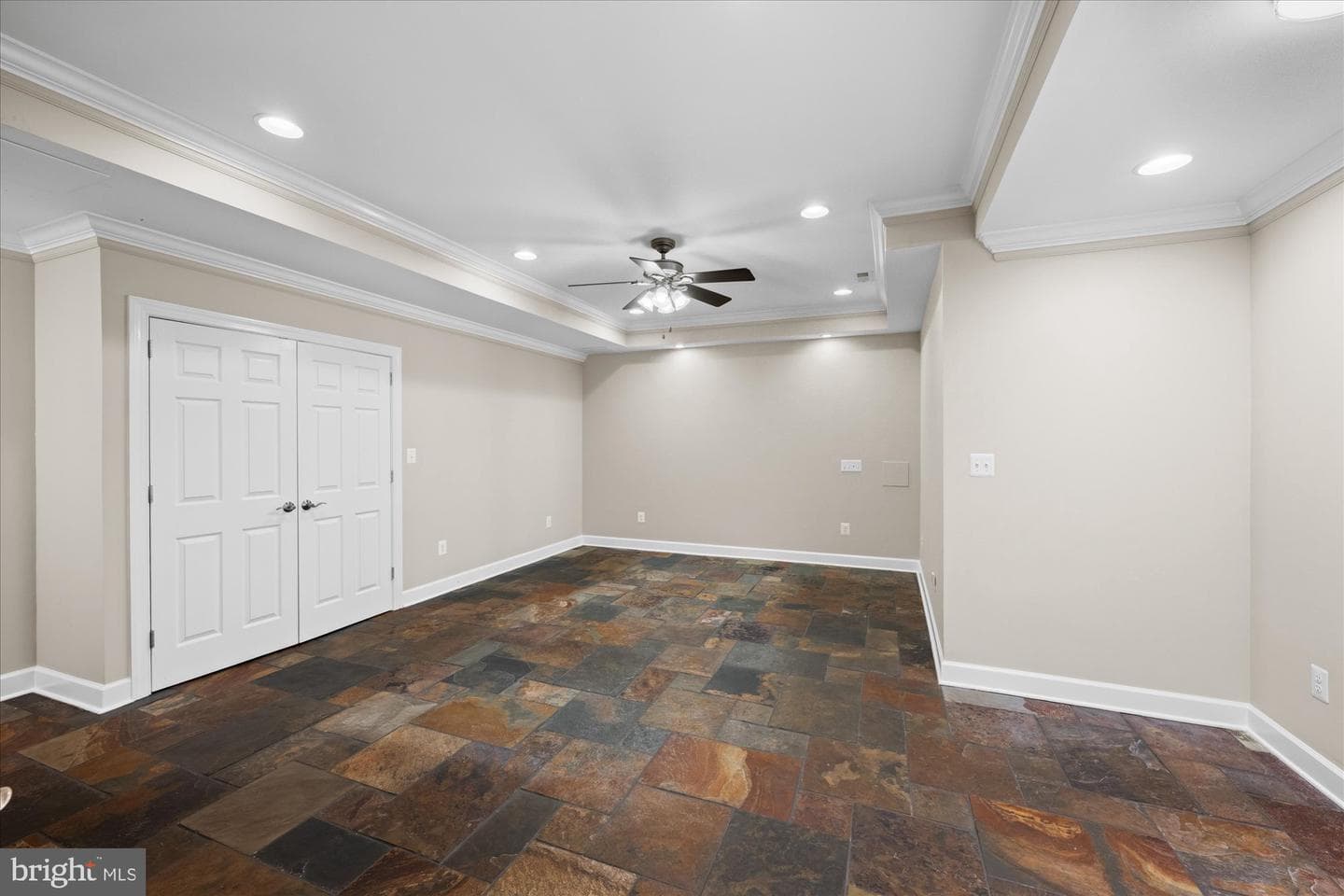 21750 Laurel Wood photo 84