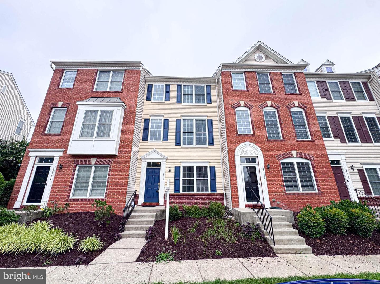 25154 Monteith Terrace photo 2
