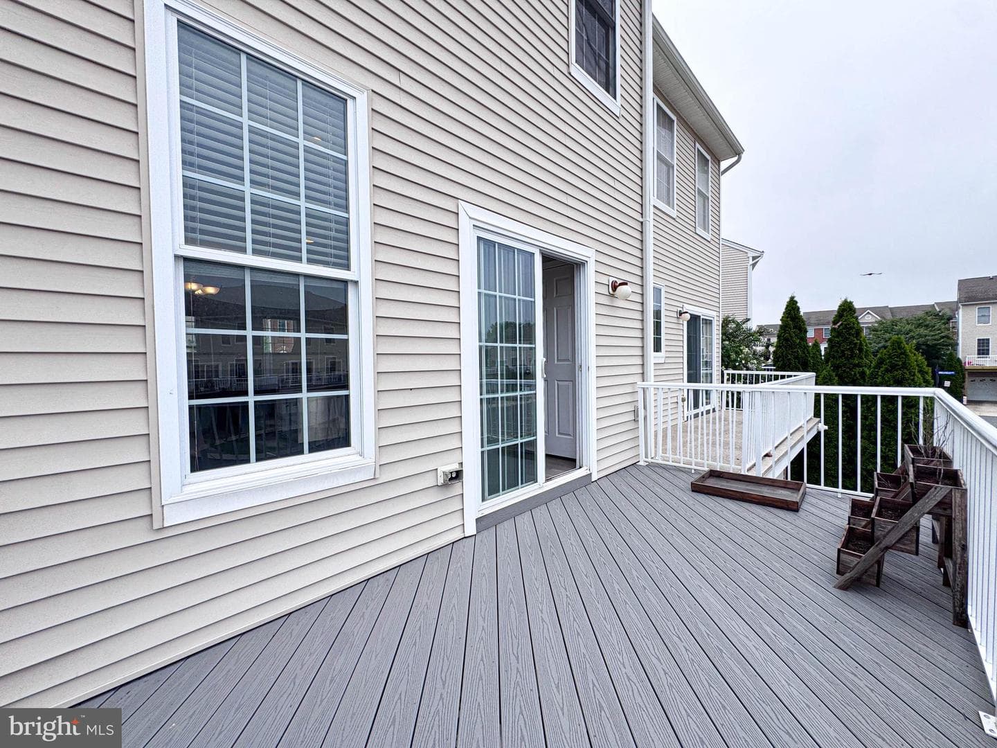 25154 Monteith Terrace photo 32