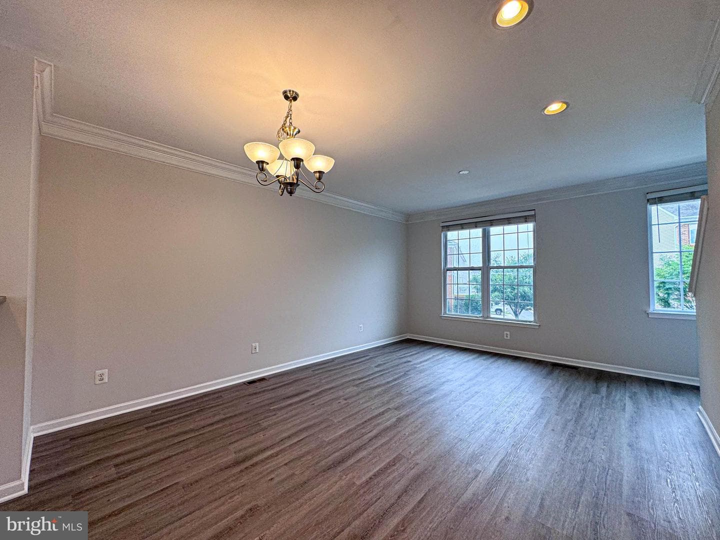25154 Monteith Terrace photo 36