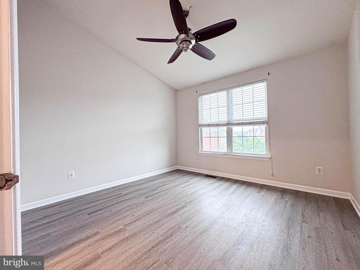 25154 Monteith Terrace photo 50