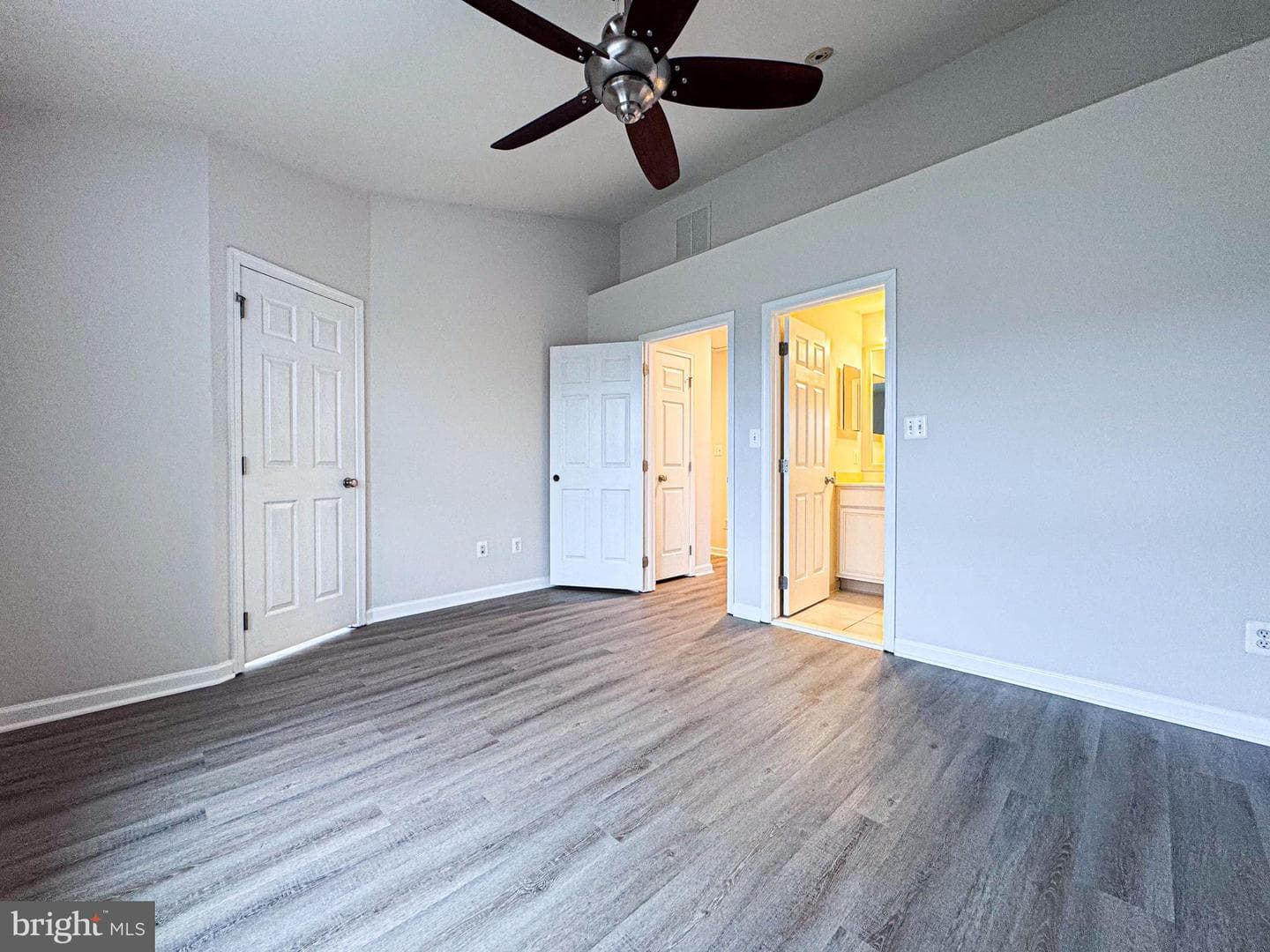 25154 Monteith Terrace photo 52