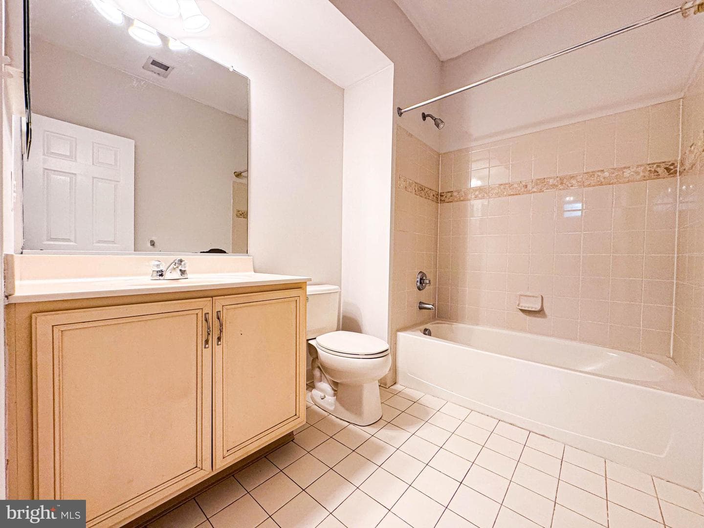 25154 Monteith Terrace photo 9