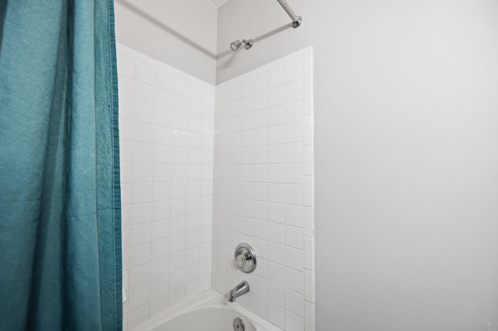 163 Connery Terrace SW photo 36
