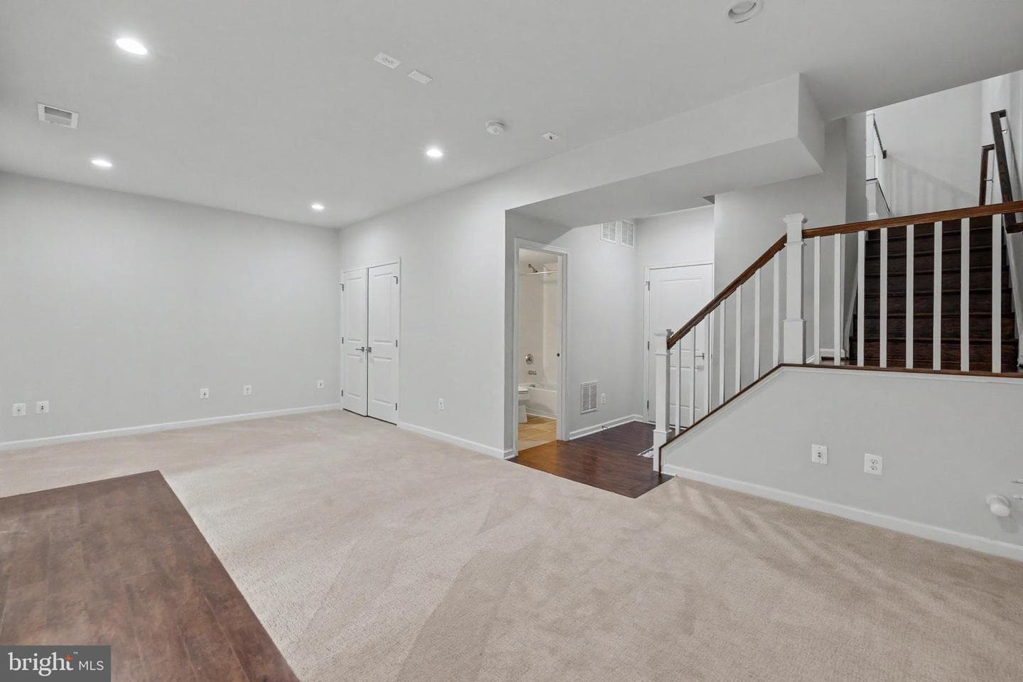 22503 Windsor Locks Square photo 47