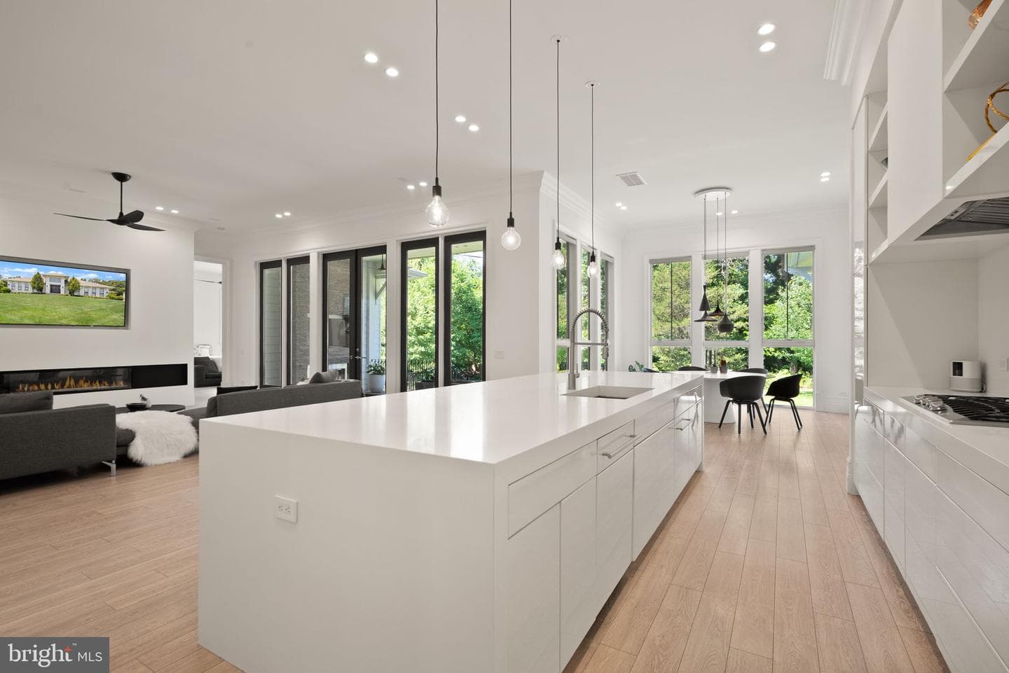 23023 Lavender Valley Court photo 6