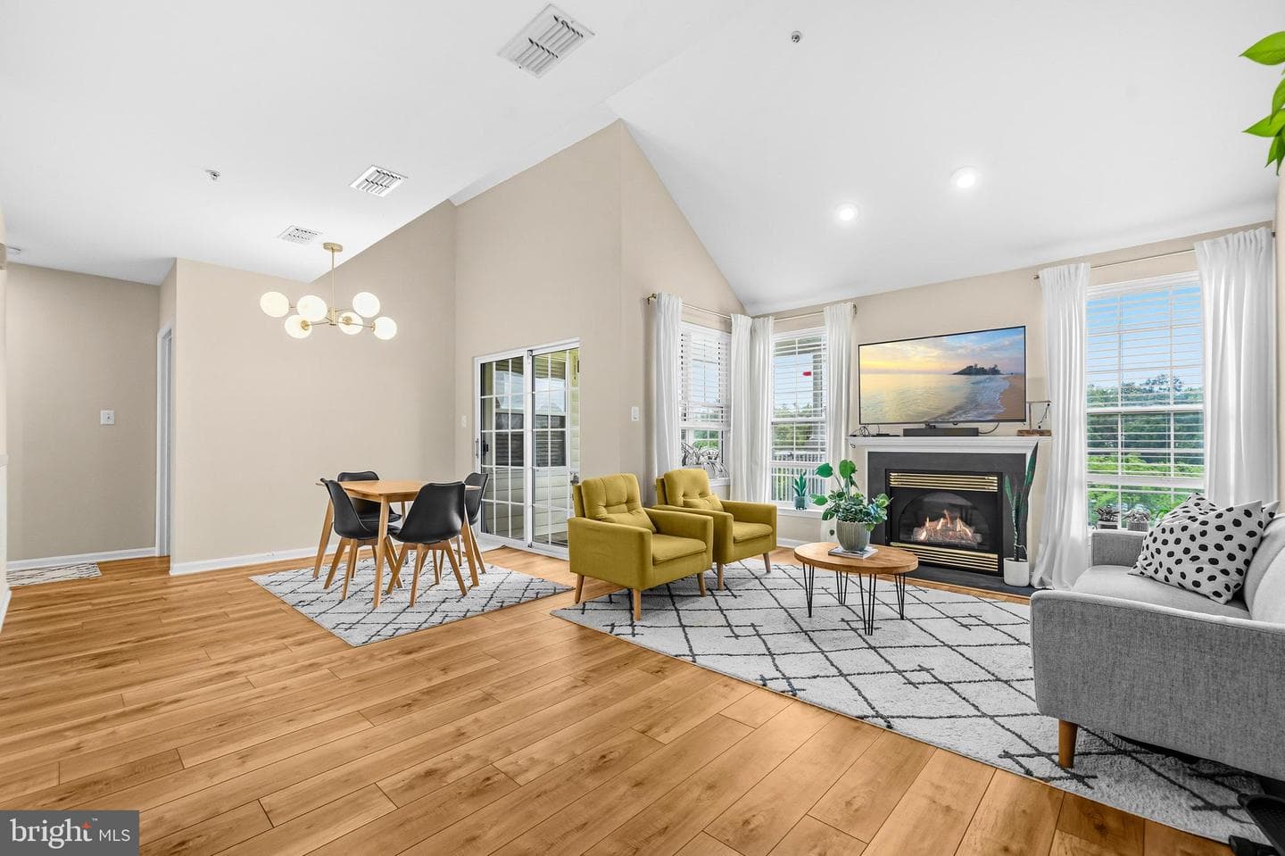 43134 Watercrest Square #303, Chantilly