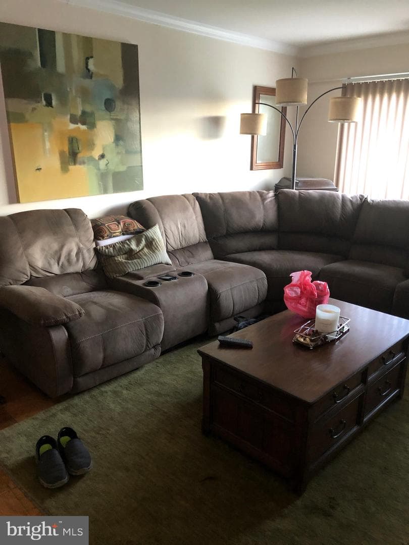 125 SW Clubhouse Drive SW #10, Leesburg