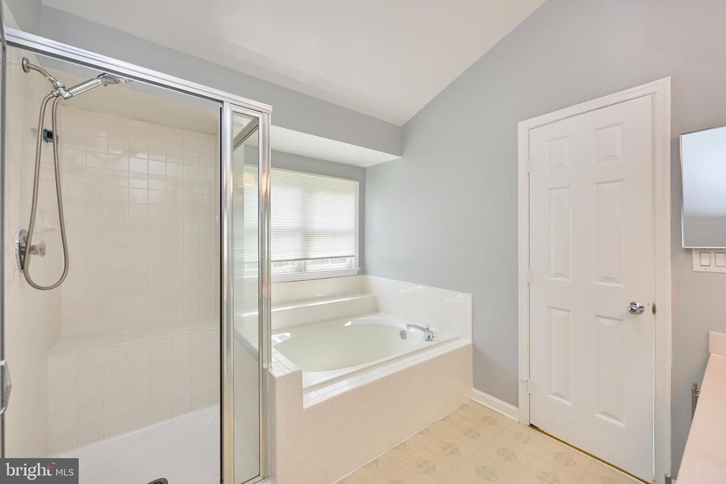 890 Tall Oaks Square SE photo 21