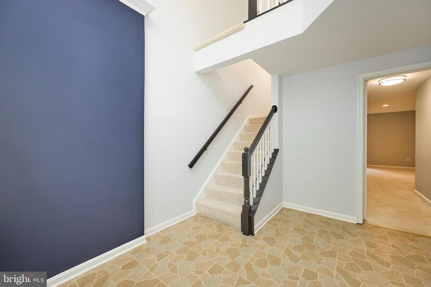 890 Tall Oaks Square SE photo 4