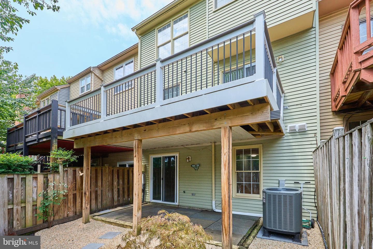 890 Tall Oaks Square SE photo 40