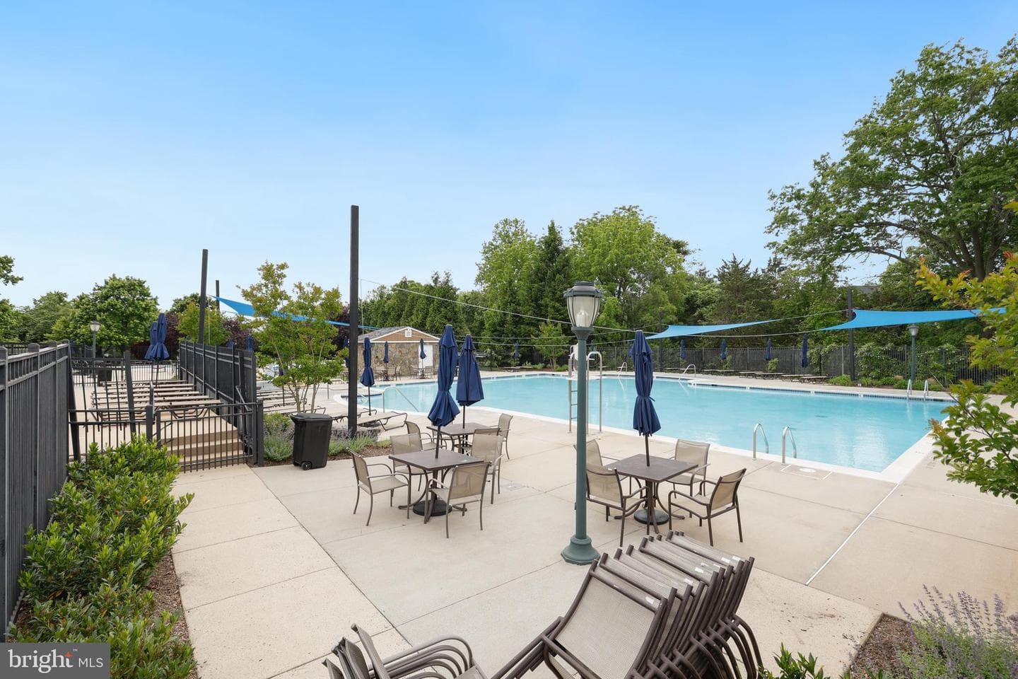18441 Lanier Island Square photo 55