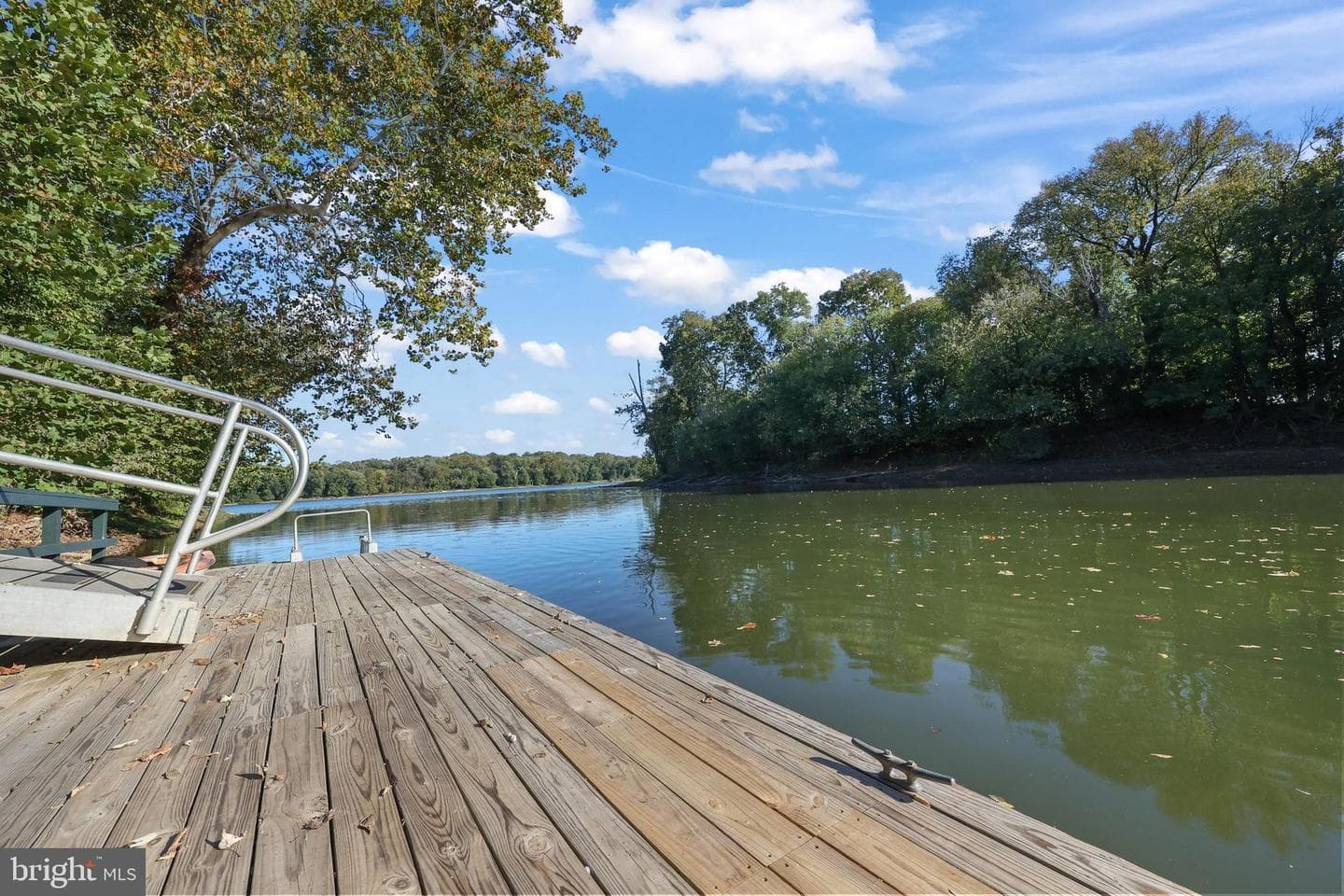 18441 Lanier Island Square photo 64