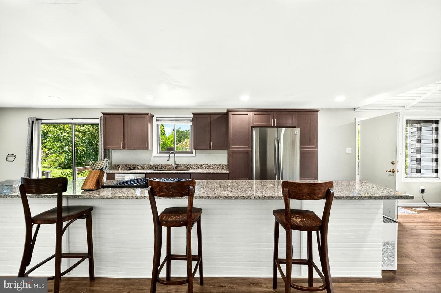 160 Magnolia Road photo 3