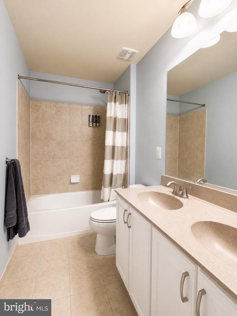 43100 Addlestone Place photo 35