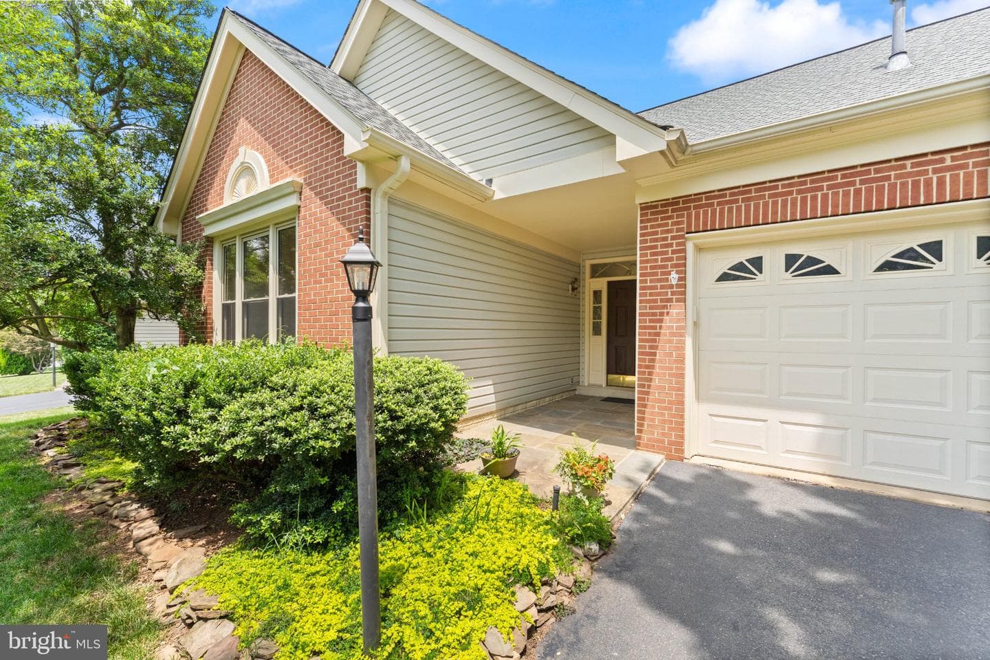 21004 Fowlers Mill Circle, Ashburn