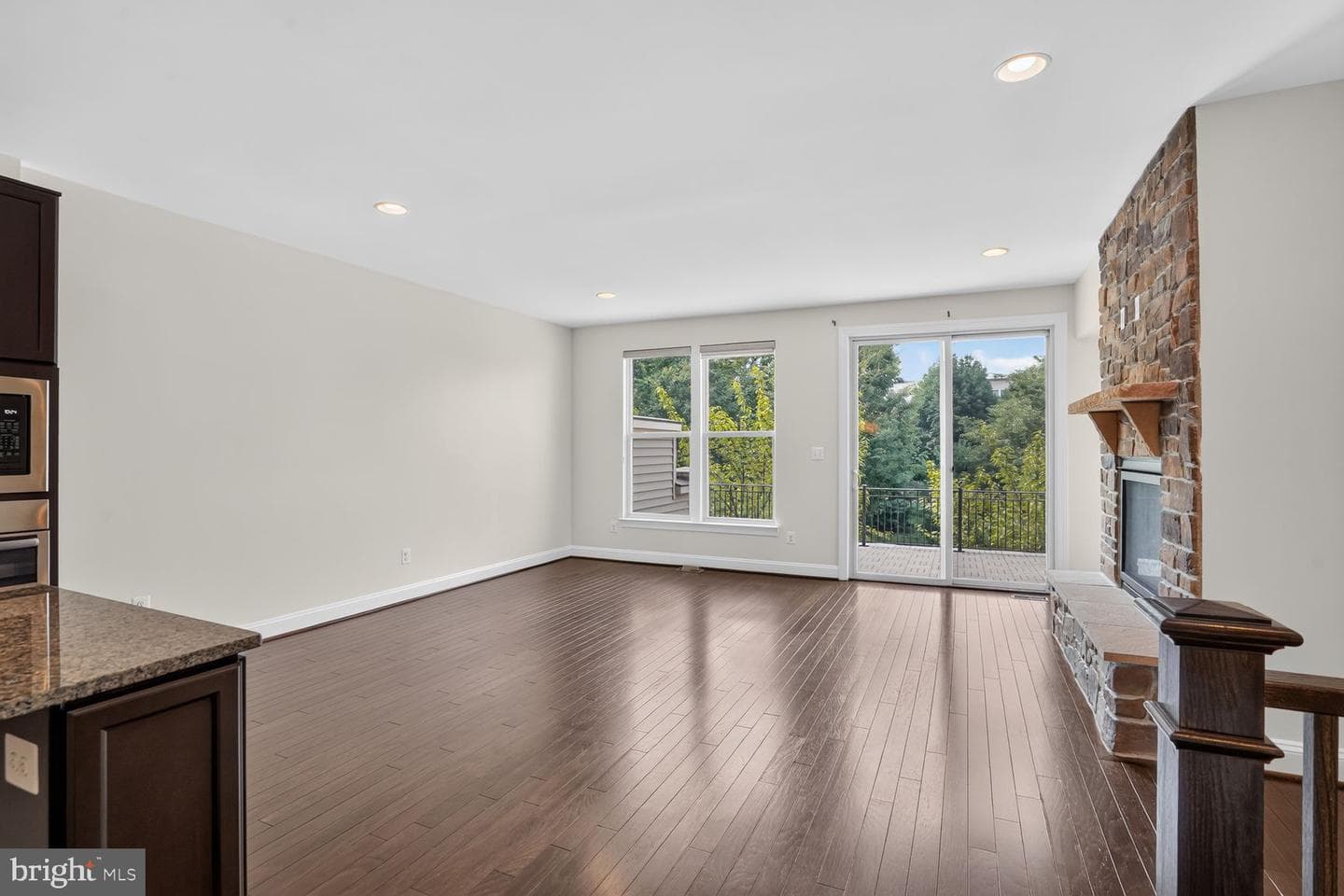42274 Peregrine Terrace photo 18