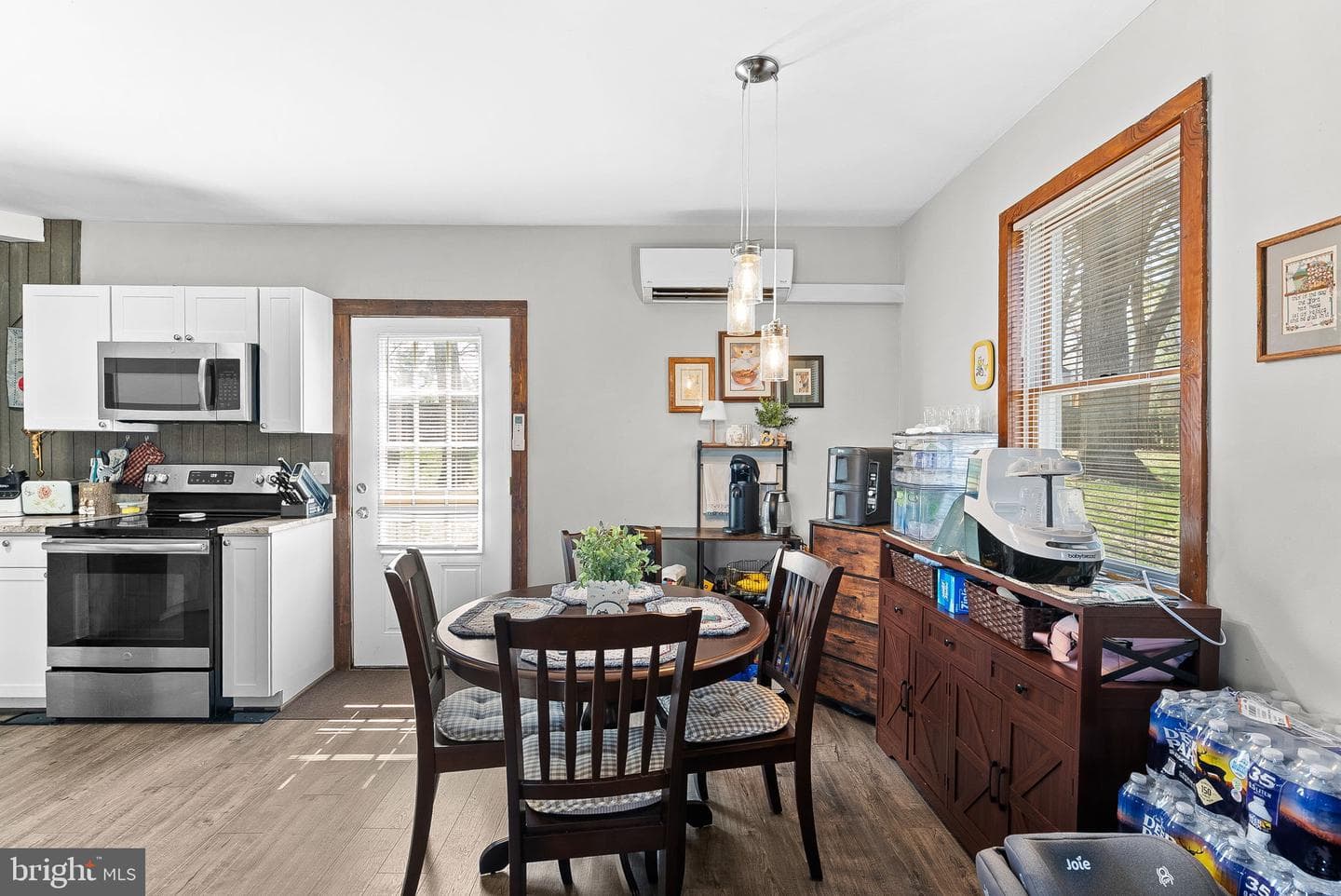 9 Burke Circle photo 15