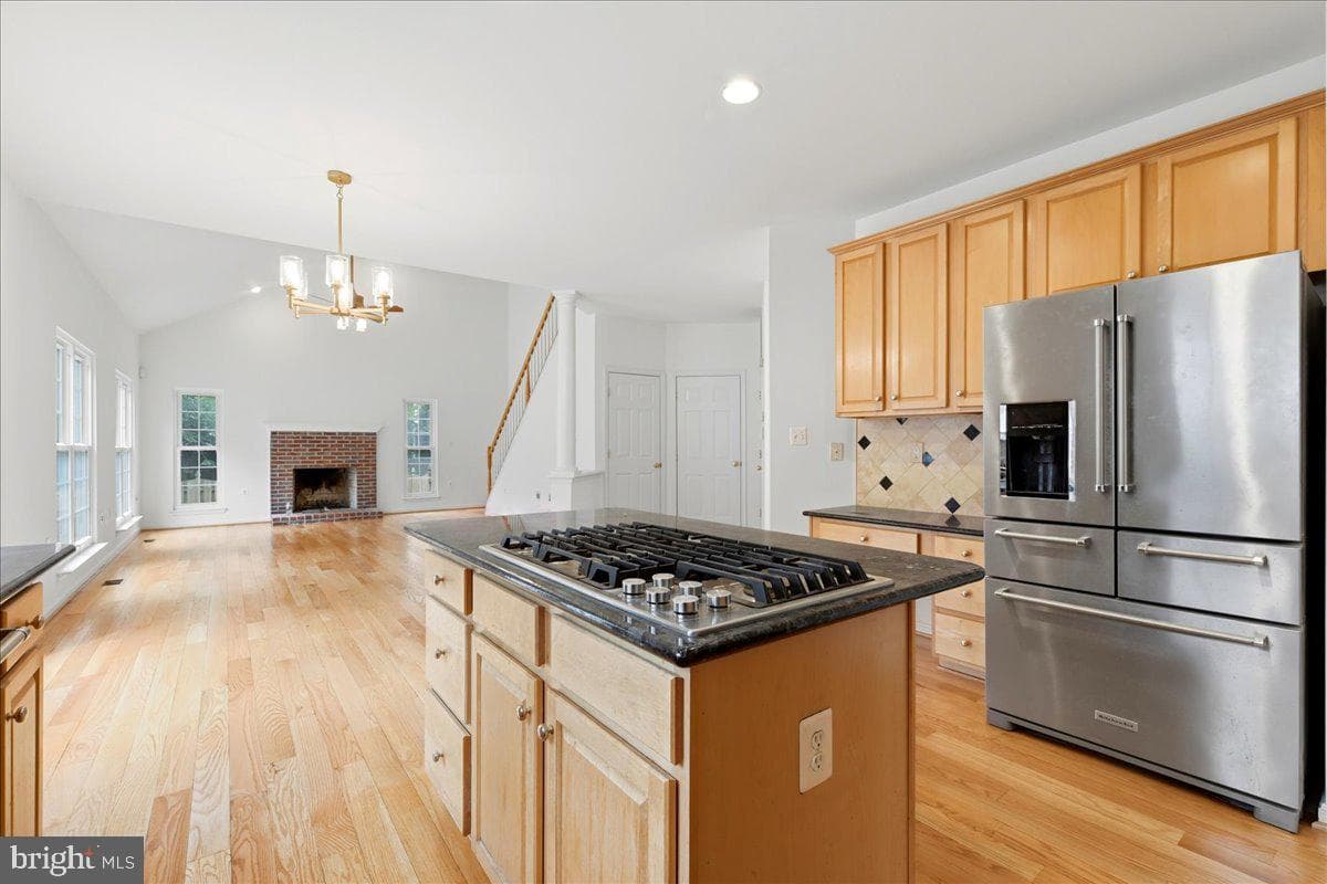 601 Newington Place NE photo 11