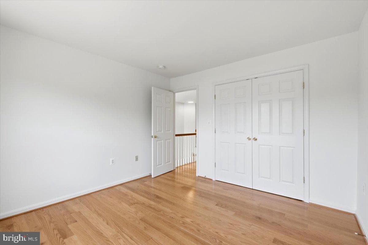 601 Newington Place NE photo 53