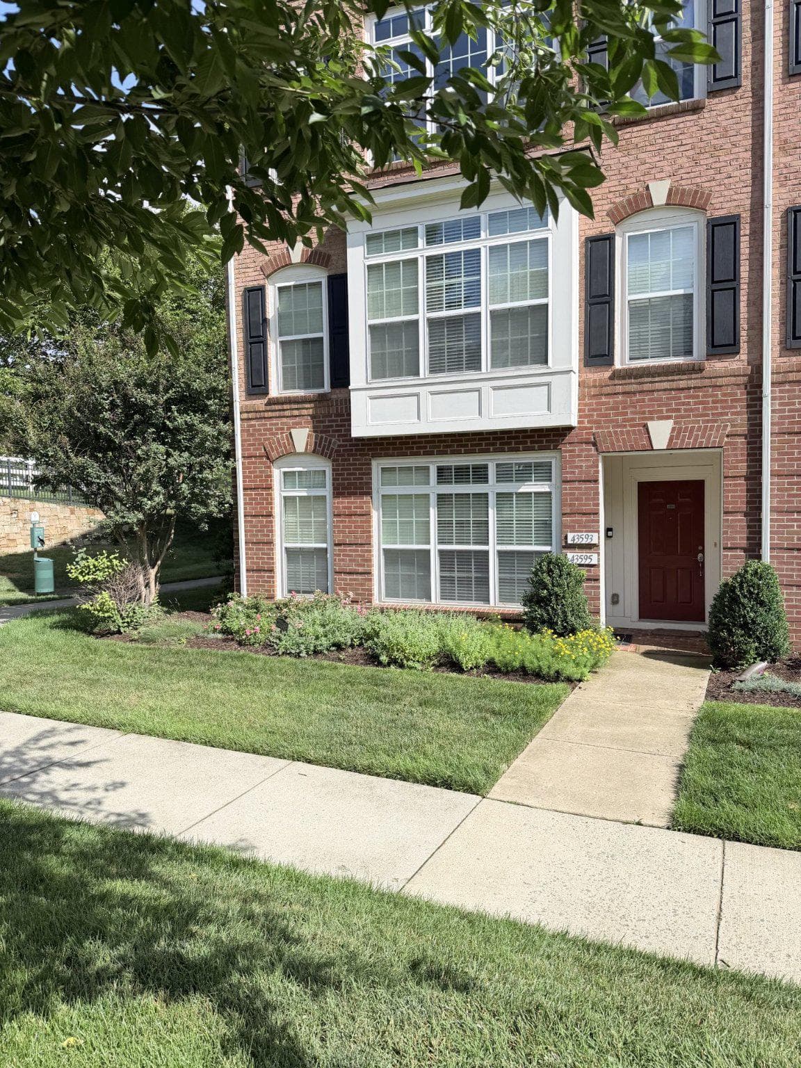 43595 Mahala, Leesburg