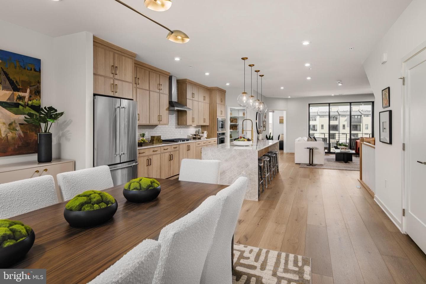 22082 Midmoore Drive, Ashburn