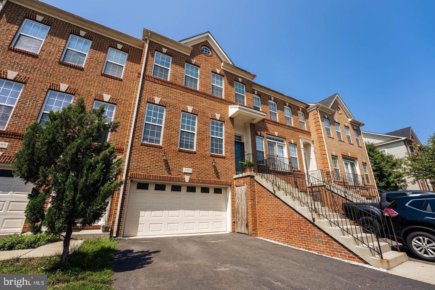 41853 Cinnabar Square, Aldie