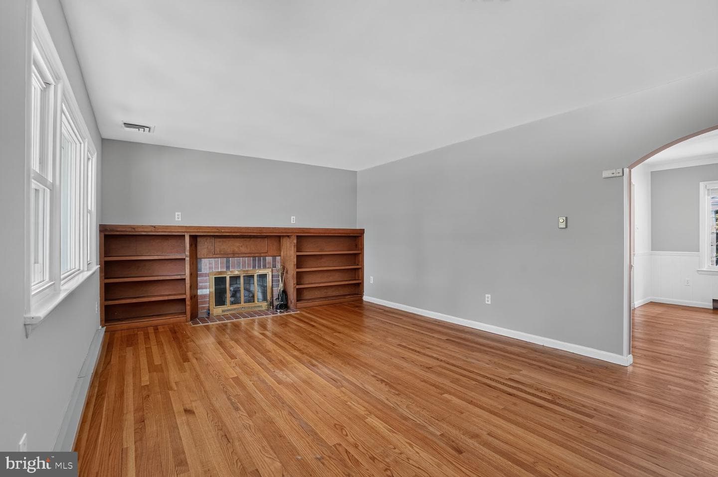 204 Ayr Street NW photo 5