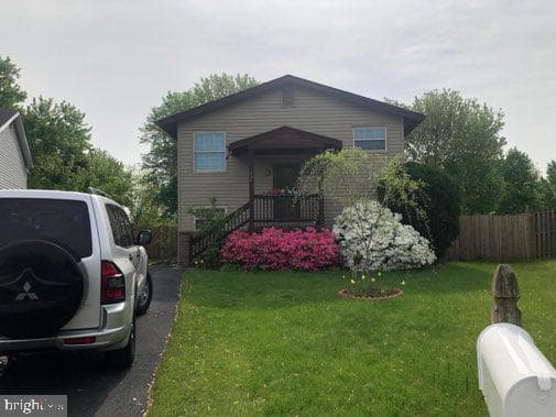 410 Hummer Court, Sterling