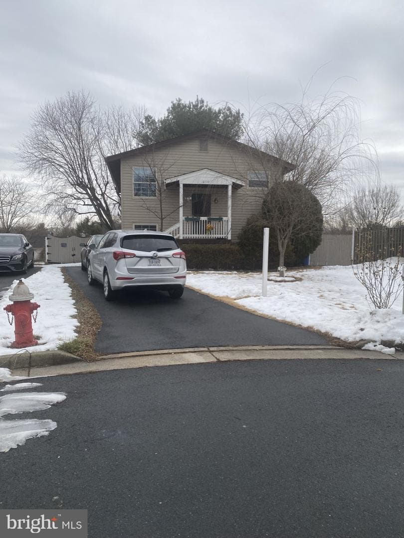 410 Hummer Court, Sterling