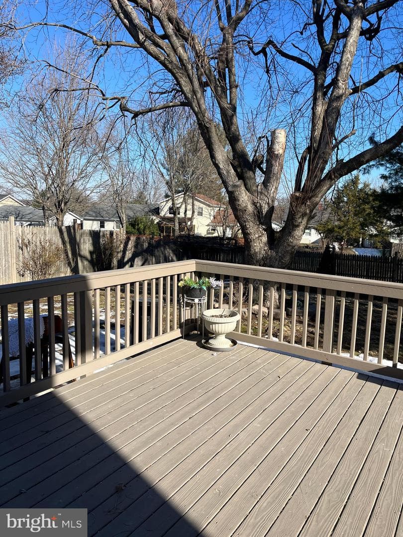 410 Hummer Court photo 40